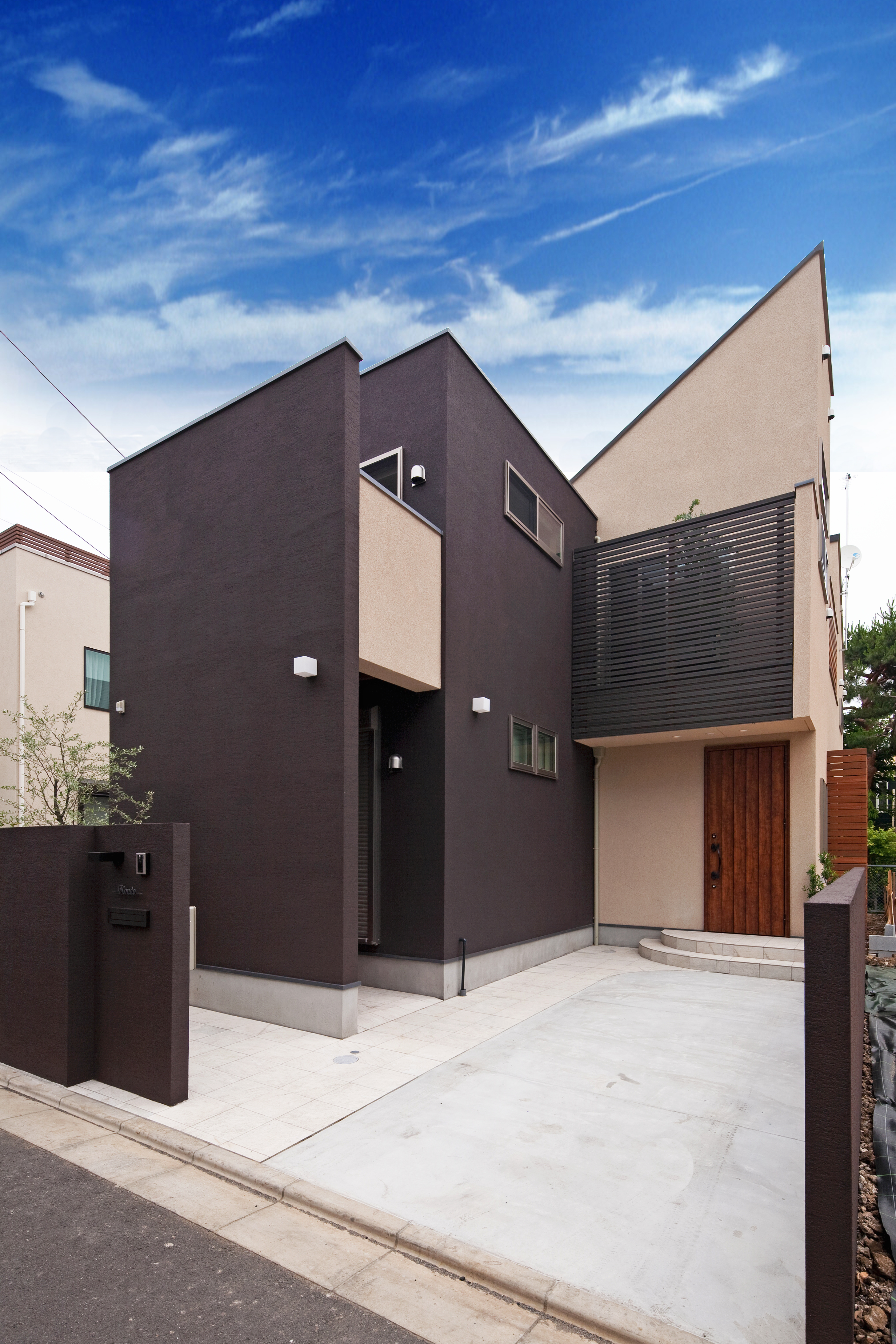 Triangle Roof House