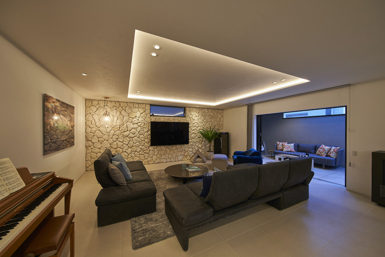 DESIGN WALL RESIDENCE