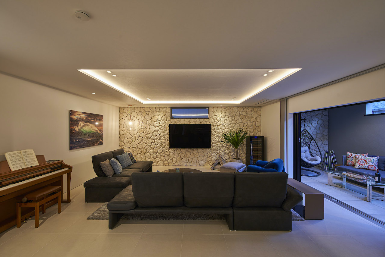 DESIGN WALL RESIDENCE