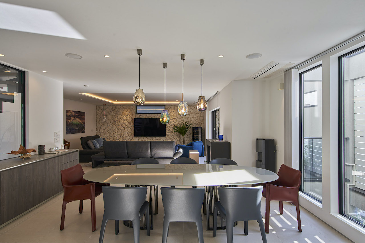 DESIGN WALL RESIDENCE